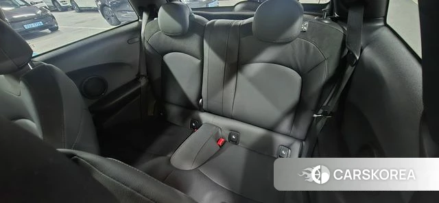 Mini Cooper Electric 2022 Черный из Кореи, фото 3