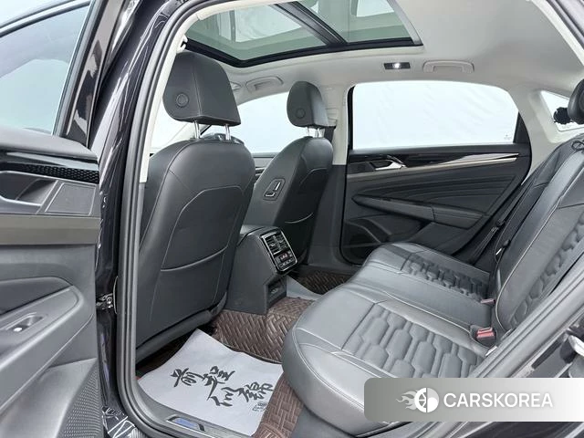 Volkswagen Passat PHEV 2021 Черный из Китая, фото 3