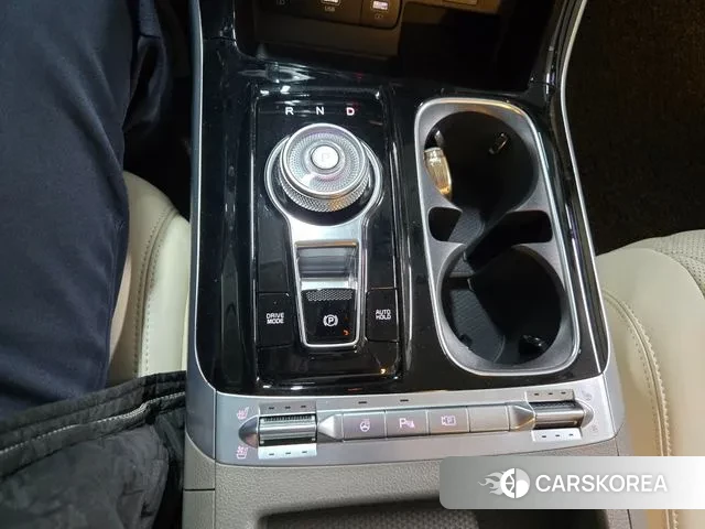 Kia Carnival 4th generation 2023 Черный из Кореи, фото 3