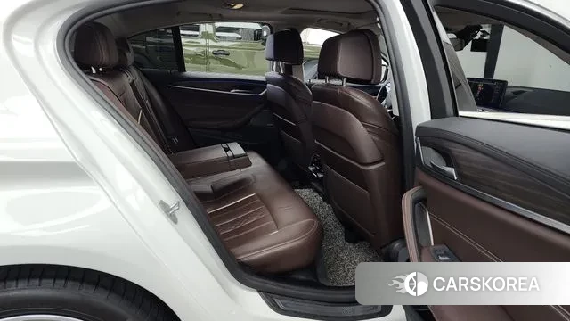 BMW 5 Series (G30) 2020 Белый из Кореи, фото 3