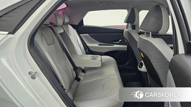 Hyundai Avante (CN7) 2020 Белый из Кореи, фото 3