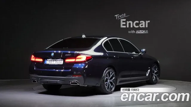 BMW 5 Series (G30) 2023 Черный из Кореи, фото 3