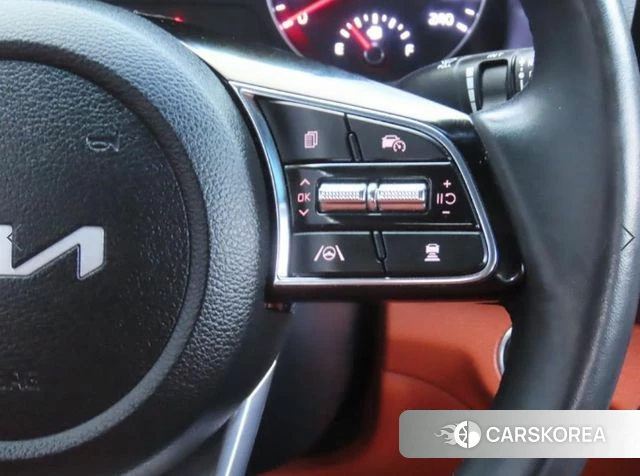 Kia The New K3 2nd generation 2022 Белый из Кореи, фото 3