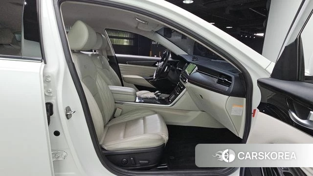 Kia K7 Premier Hybrid 2019 Белый из Кореи, фото 3