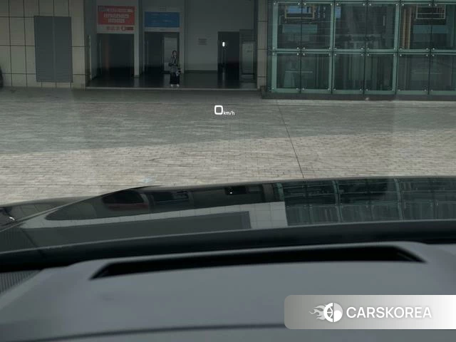Audi Q8 2022 Черный из Китая, фото 3