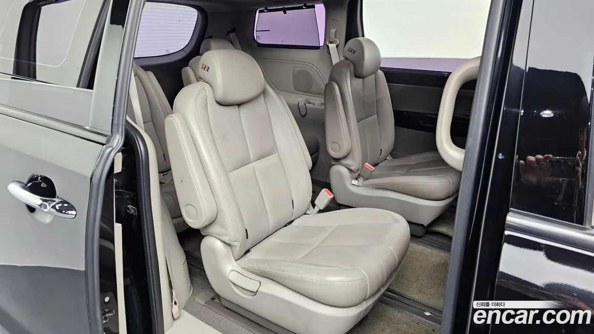 Kia The New Carnival 2018 Черный из Кореи, фото 3