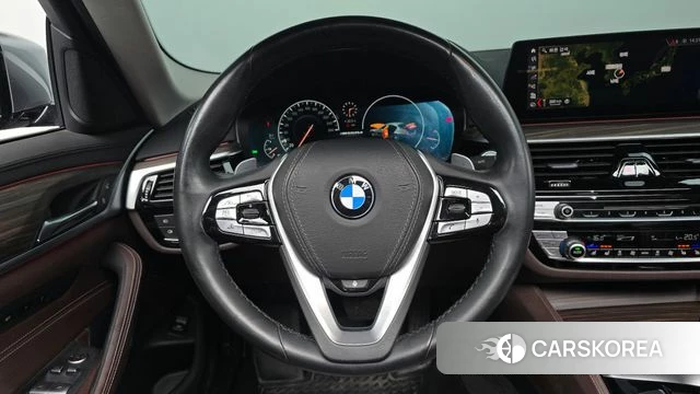 BMW 5 Series (G30) 2019 Серый из Кореи, фото 3