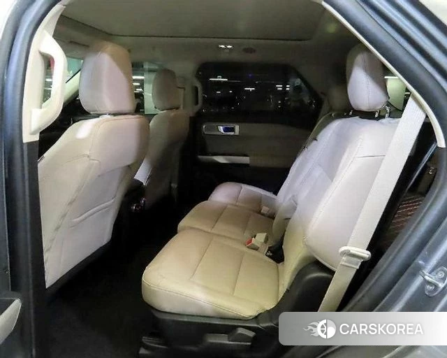 Ford Explorer 6th Generation 2023 Серый из Кореи, фото 3