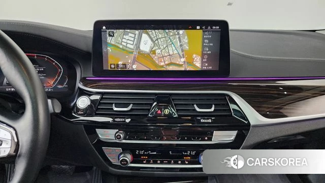 BMW 5 Series (G30) 2022 Черный из Кореи, фото 3
