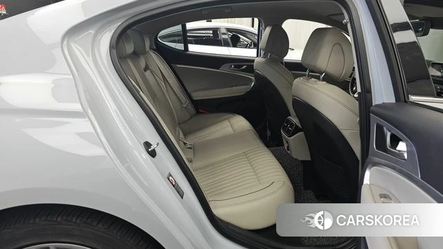Genesis G70 2019 Серебристо-серый из Кореи, фото 3