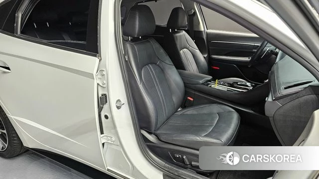 Hyundai Sonata (DN8) 2021 Белый из Кореи, фото 3