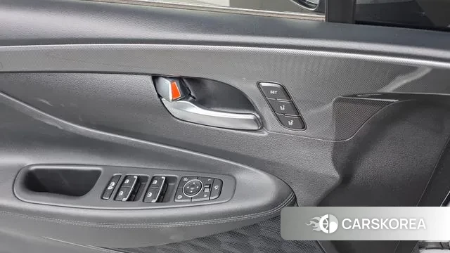 Hyundai The New Santa Fe 2022 Белый из Кореи, фото 3