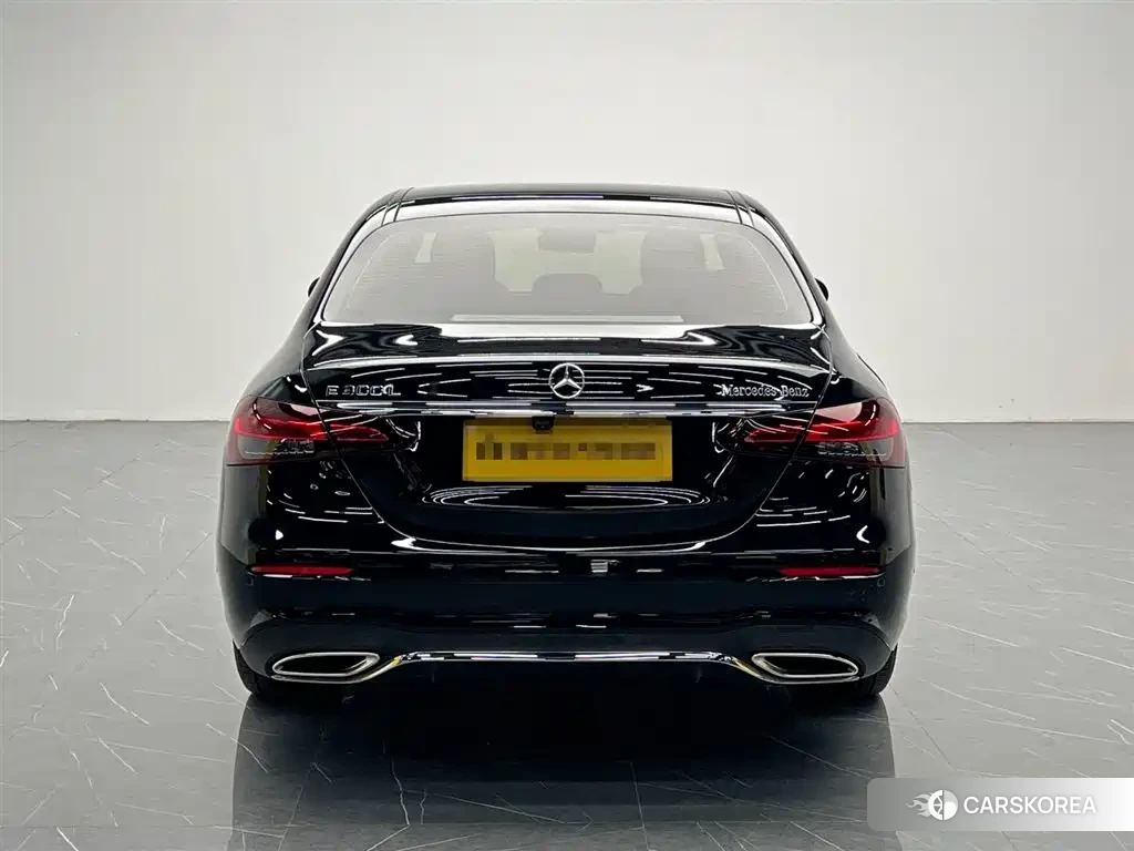 Mercedes-Benz E-Class 2021 Черный из Китая, фото 3