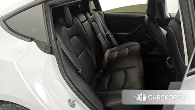 Tesla Model 3 2022 Белый из Кореи, фото 3