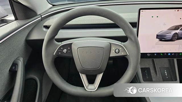 Tesla Model 3 2025 Серый из Кореи, фото 3
