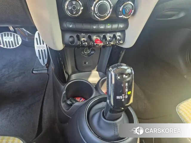 Mini Cooper 2021 Серый из Кореи, фото 3