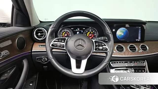 Mercedes-Benz E-Class W213 2019 Белый из Кореи, фото 3