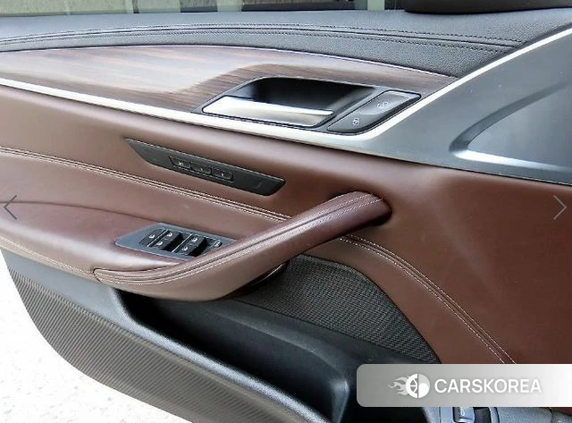 BMW 5 Series (G30) 2018 Синий из Кореи, фото 3