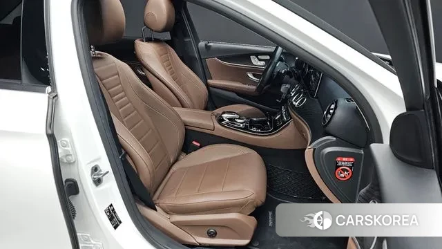 Mercedes-Benz E-Class W213 2019 Белый из Кореи, фото 3