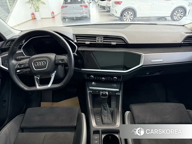 Audi Q3 2022 Белый из Китая, фото 3