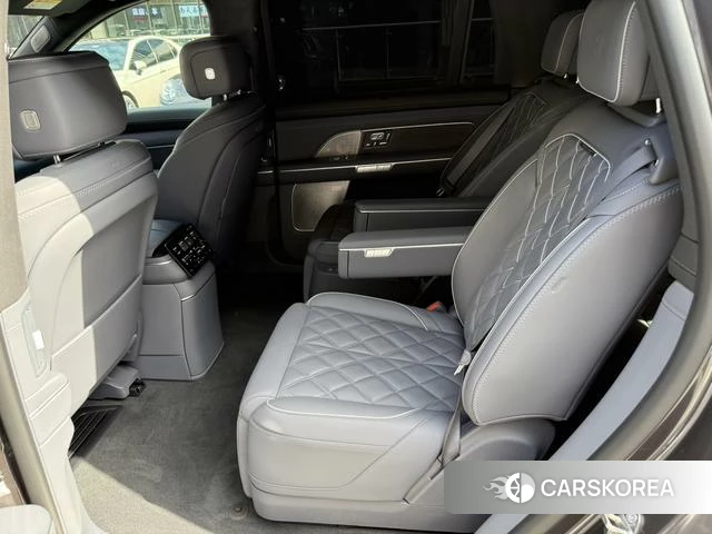 Weilai ES8 2026 Темно-серый из Китая, фото 3