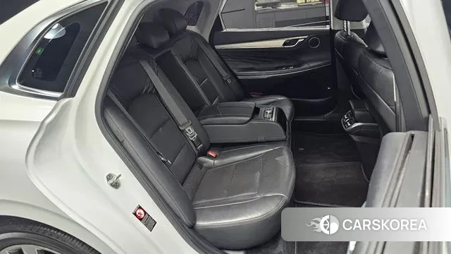 Hyundai The New Grandeur IG Hybrid 2021 Белый из Кореи, фото 3