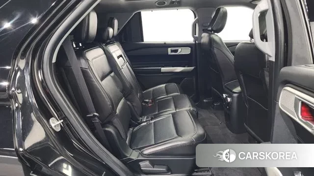 Ford Explorer 6th Generation 2021 Черный из Кореи, фото 3