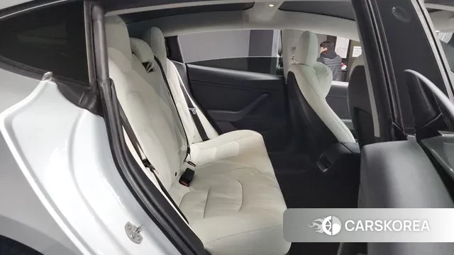 Tesla Model 3 2020 Белый из Кореи, фото 3
