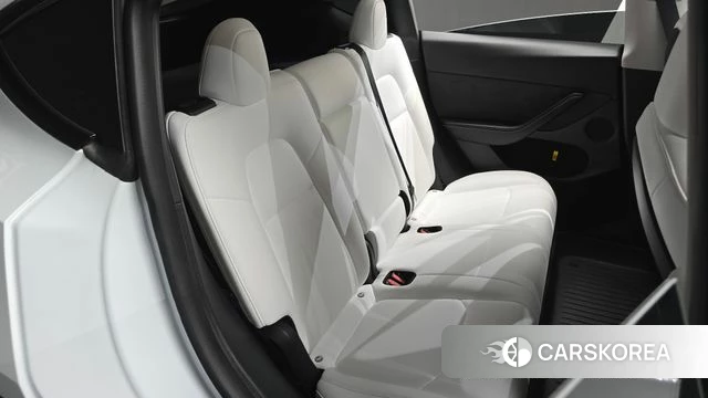 Tesla Model Y 2024 Белый из Кореи, фото 3