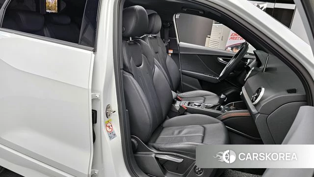 Audi Q2 2023 Белый из Кореи, фото 3