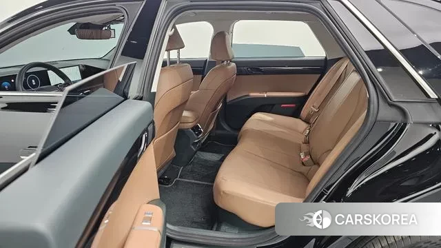 Hyundai Grandeur Hybrid (GN7) 2025 Черный из Кореи, фото 3