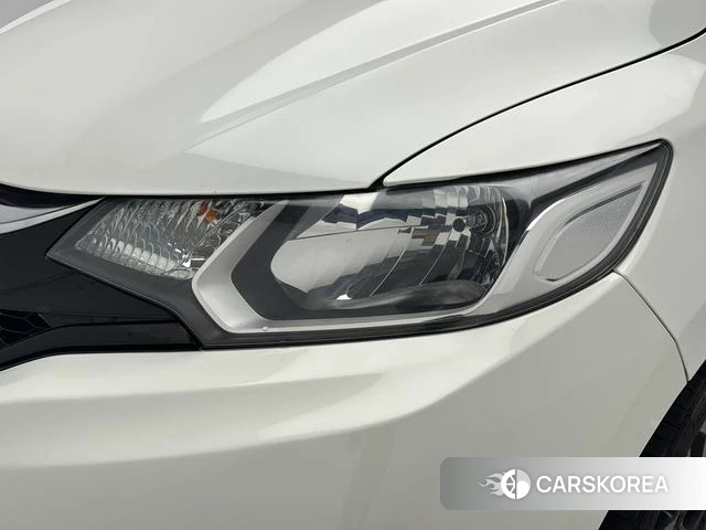 Honda Fit 2018 Белый из Китая, фото 3