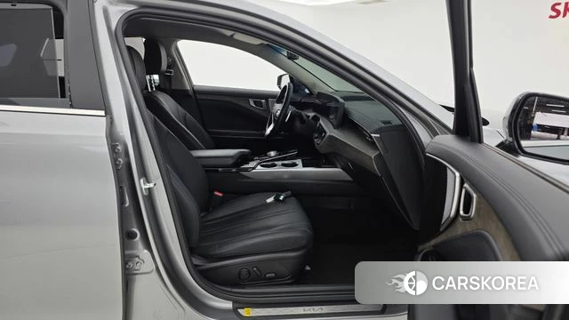 Kia K8 2022 Серебристо-серый из Кореи, фото 3