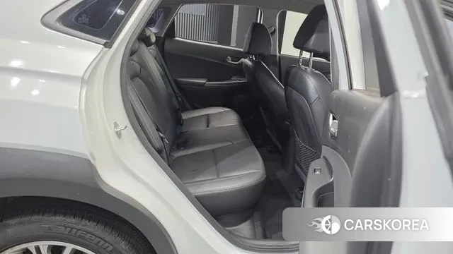 Hyundai Kona 2018 Белый из Кореи, фото 3