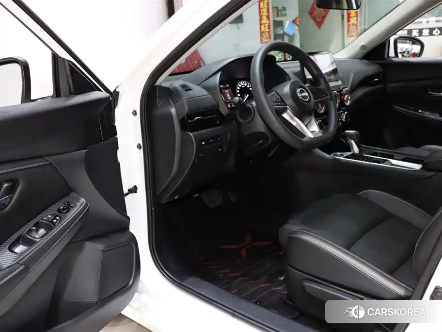 Nissan Sylphy 2025 Белый из Китая, фото 3