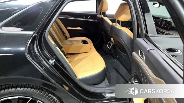 Kia K5 3rd generation 2023 Черный из Кореи, фото 3