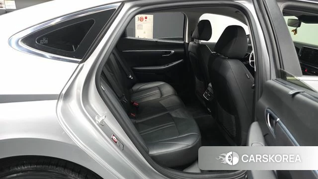 Hyundai Sonata (DN8) 2019 Серебристо-серый из Кореи, фото 3