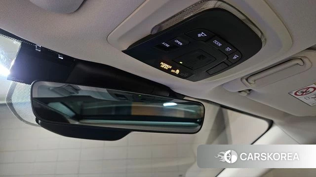 Toyota Crown Crossover 2024 Песочный из Кореи, фото 3