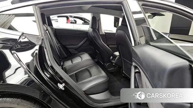 Tesla Model 3 2020 Черный из Кореи, фото 3