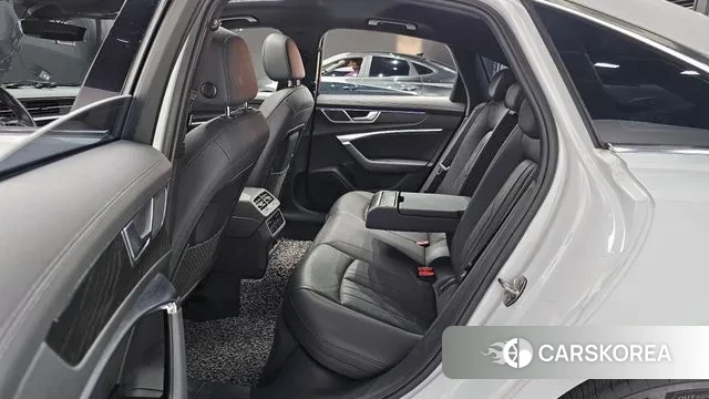 Audi A6 (C8) 2021 Белый из Кореи, фото 3