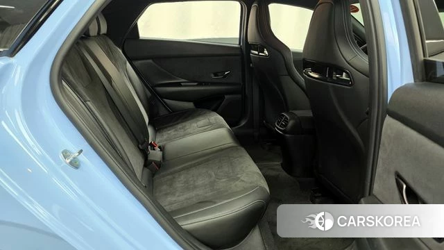 Hyundai Avante (CN7) 2022 Небесно-голубой из Кореи, фото 3