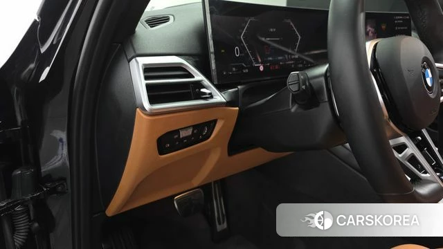 BMW 3 Series (G20) 2025 Черный из Кореи, фото 3