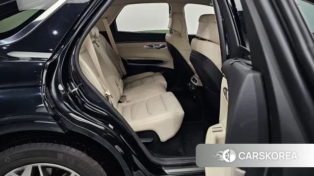 Genesis GV70 2023 Черный из Кореи, фото 3