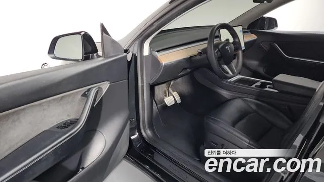 Tesla Model Y 2021 Черный из Кореи, фото 3