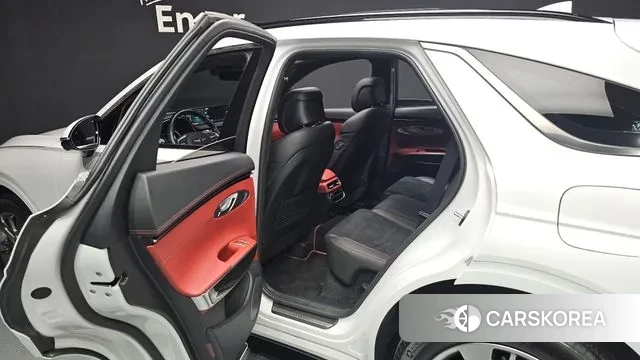 Genesis GV70 2022 Белый из Кореи, фото 3