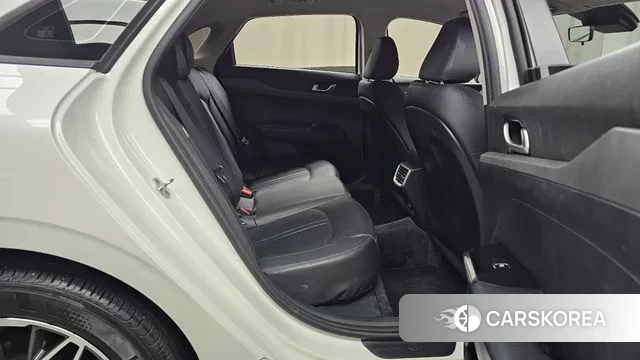 Kia K5 3rd generation 2022 Белый из Кореи, фото 3