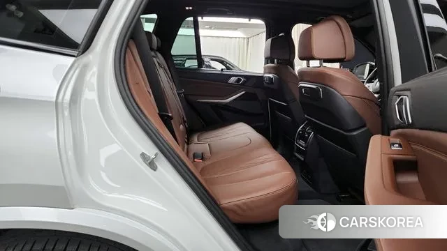 BMW X5 (G05) 2024 Белый из Кореи, фото 3