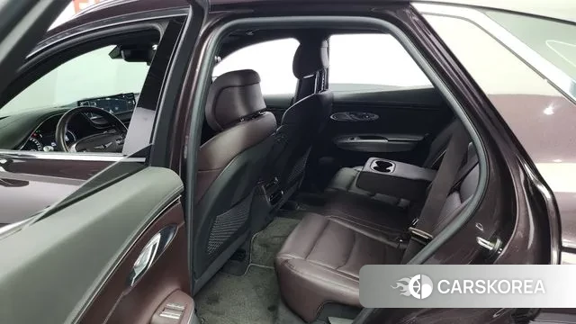 Genesis GV70 2022 Красный из Кореи, фото 3