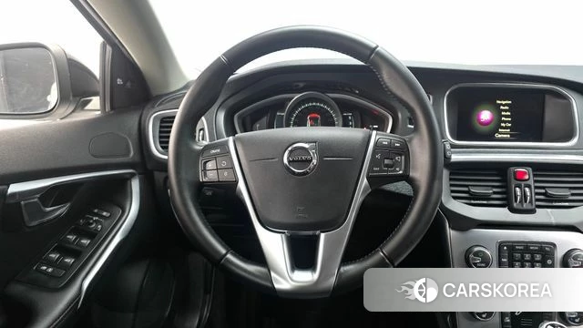 Volvo V40 Cross-Country 2018 Белый из Кореи, фото 3