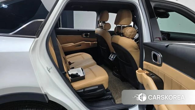 Kia Sorento 4th Generation 2023 Белый из Кореи, фото 3